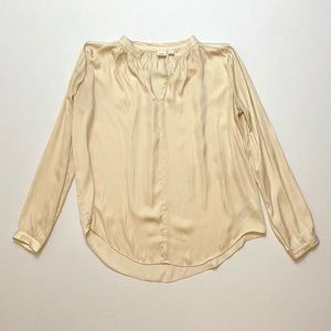 Gap Feels Like Satin Long Sleeve Blouse, Cream Color, Size XS. Great Condition!